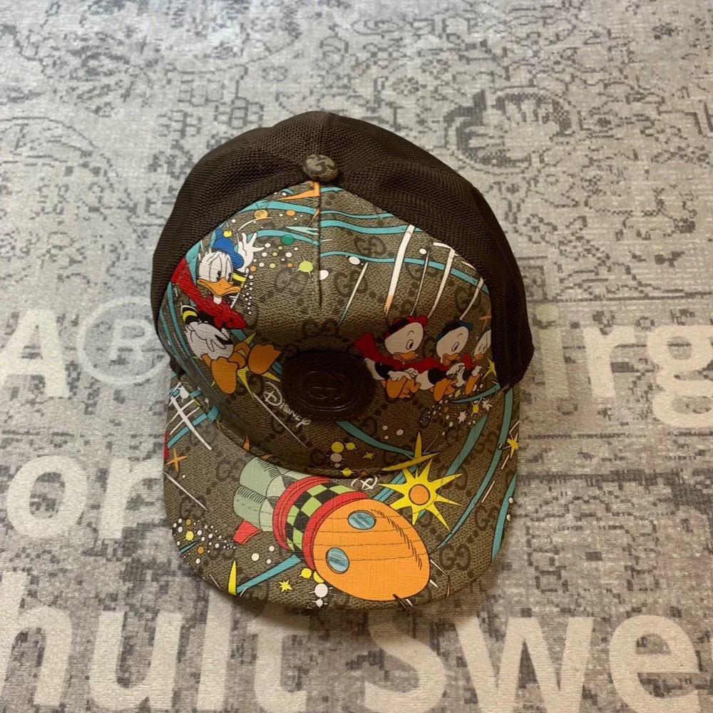Gucci x Disney Donald Duck GG Supreme Hat Unisex Brown Excellent Made in Italy